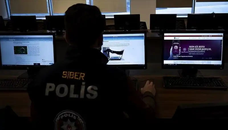 Türkiye Genelinde Siber Suçlarla Mücadele Operasyonu: 223 Şüpheli Yakalandı
