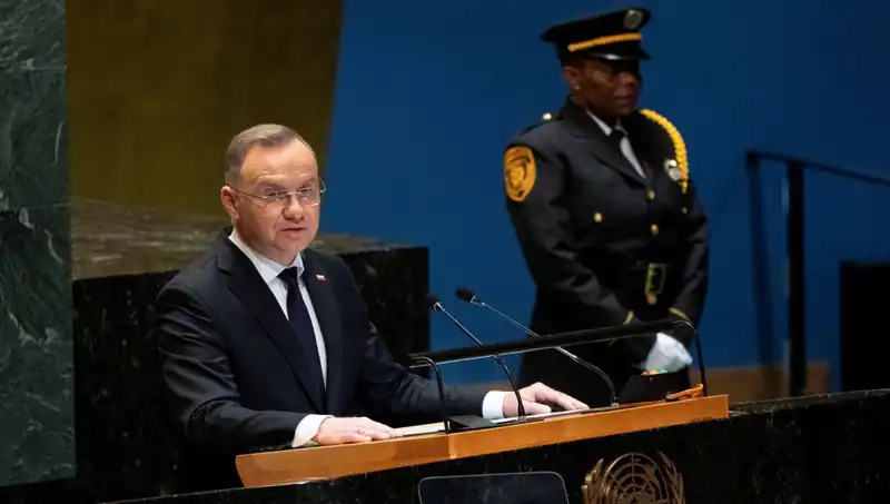 Polonya Cumhurbaşkanı Duda: "ABD Nükleer Silahları Ülkemizde Yerleştirsin" çağrısı yaptı