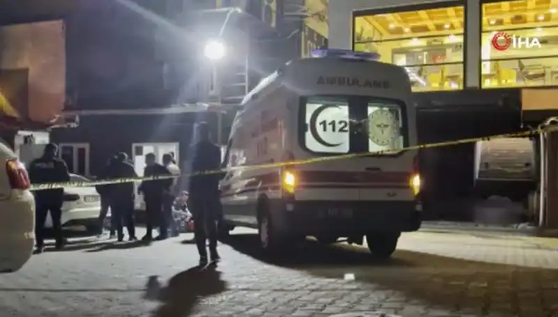 Gece Kulübü Önünde Hesaplaşma: Alacak Verecek Cinayeti Korkuttu!