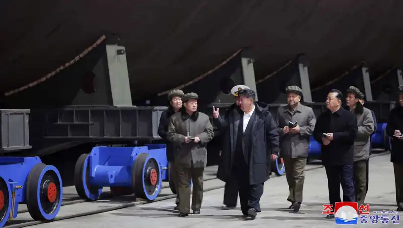 Kuzey Kore Lideri Kim Jong-un'dan Nükleer Silah Resti: "Kapasitemizi Güçlendireceğiz"