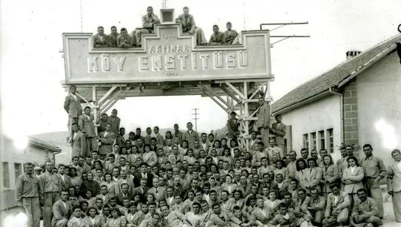 Köy Enstitüleri'nin Kuruluş Yıldönümü: Eğitimde Devrim Yaratan Girişim
