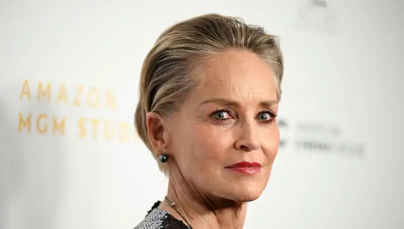 Sharon Stone, Annesinin Vefatını Sosyal Medyada Duyurdu: Gözyaşları İçinde Kalp Parçalandı