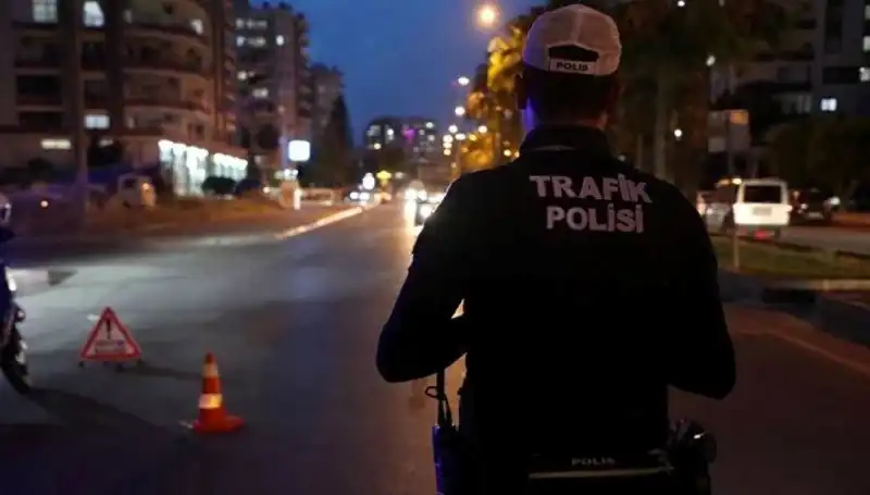 Sosyal Medya Paylaşımı Düşürür: İki Sürücüye 53 Bin Lira Ceza Kesildi