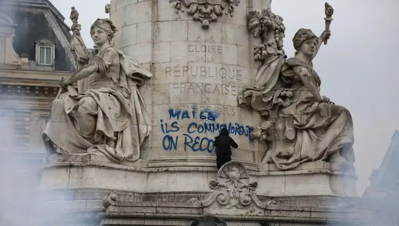 Paris Belediyesi'nden Grafiticilere Şiddetli Mücadele: Yeni Önlemler Alınacak